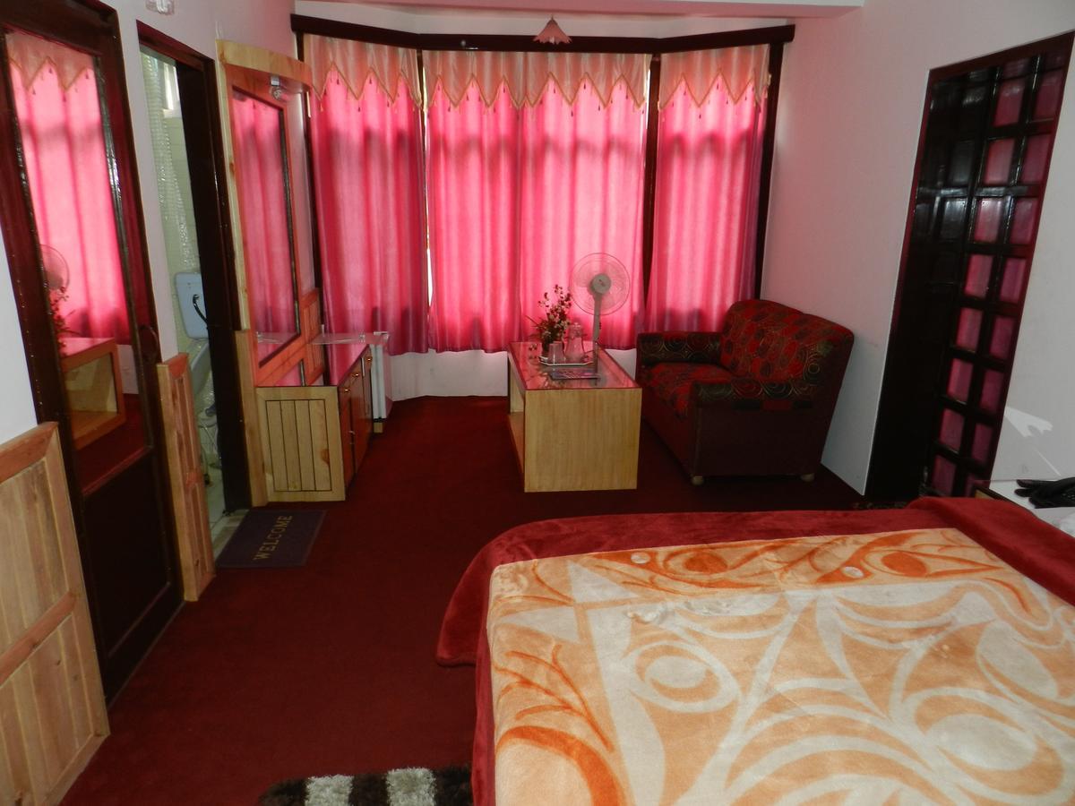 Hotel Seagull Manāli Habitación foto